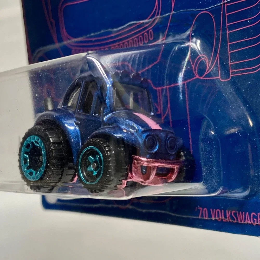Hot Wheels 54th‎ Anniversary 3/6 '70 Volkswagen Baja Bug Blue Pearl Pink Chrome